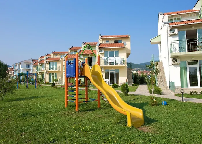 Nushev Hotel