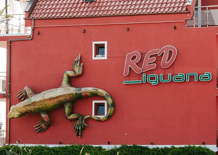 Red Iguana Hotel