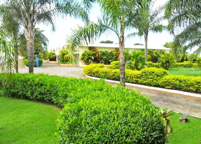 Hotel Green Village
