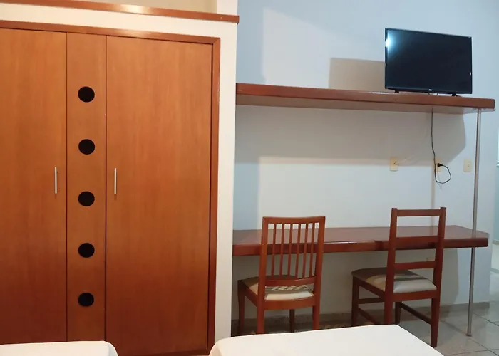 Mariachis Hotel
