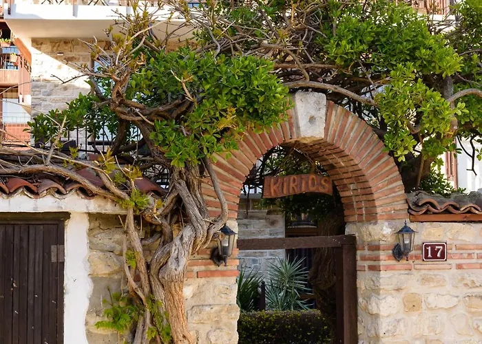Kirios Hotel