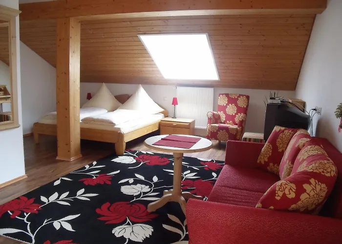 Landhotel Weißes Rössle - Restaurantbetrieb von Donnerstag bis Sonntag