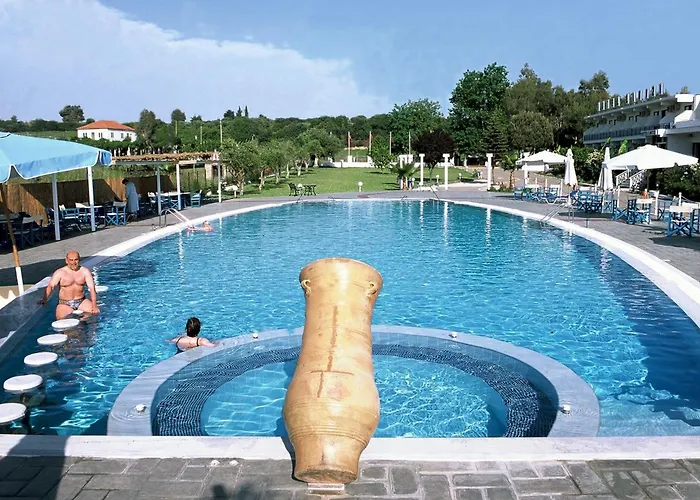 Lintzi Hotel
