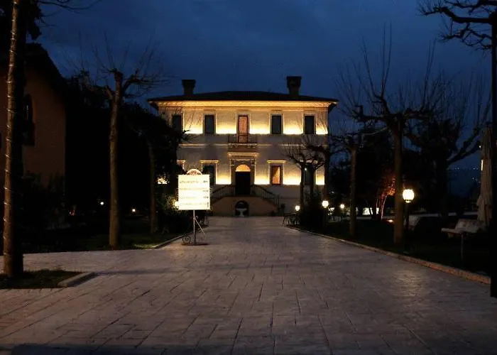 Villa Picena
