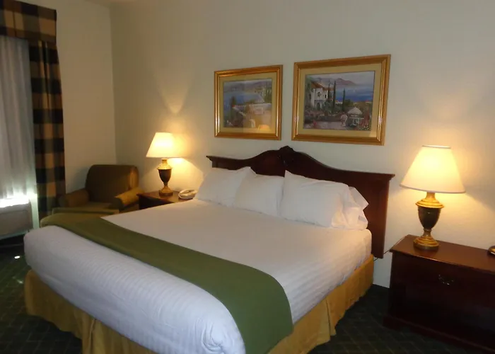 Ruskin Inn Tampa-Sun City Center