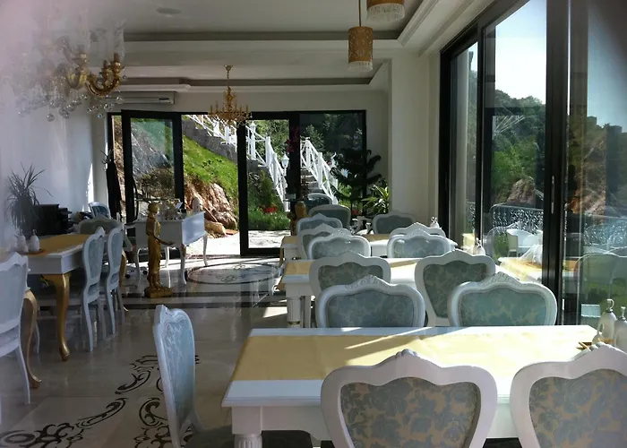 Bab-i Zer Hotel