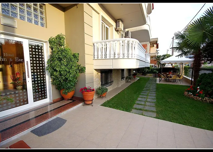 John&Eve Hotel