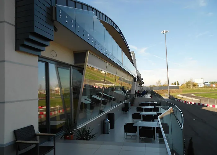 Gokart Hotel