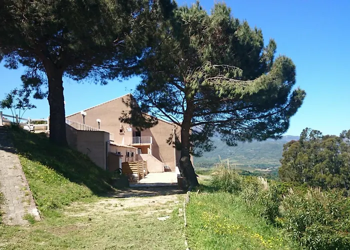 Hotel "U Nebbiu"