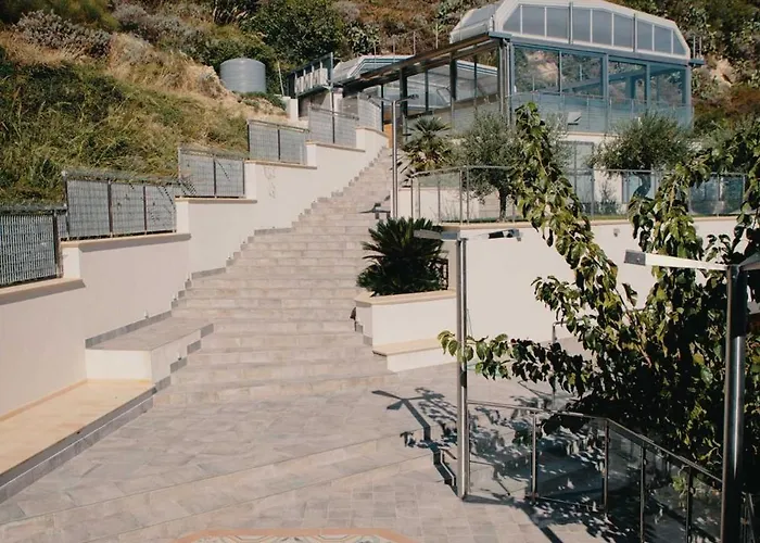 Halykos Hotel
