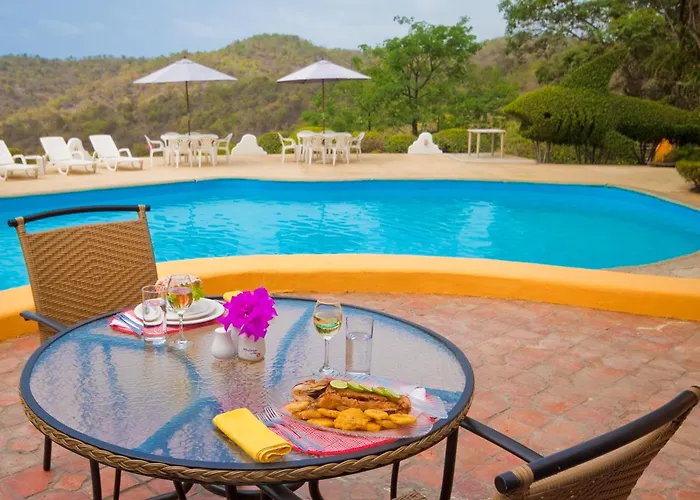 Mantaraya Lodge