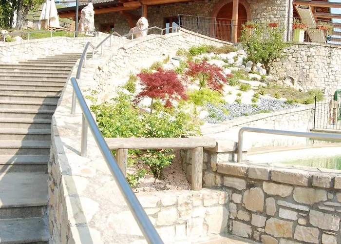 Hotel Fontana Santa