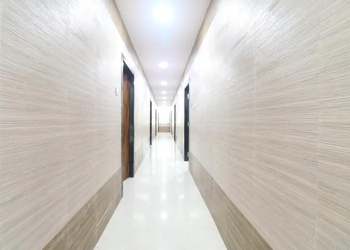 Hotel Vallabha Residensy
