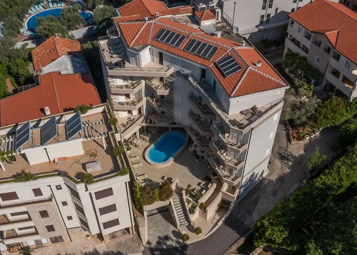 Apartments Del Mar