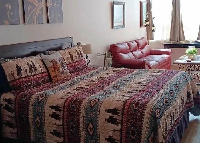 Katie'S Cozy Suites