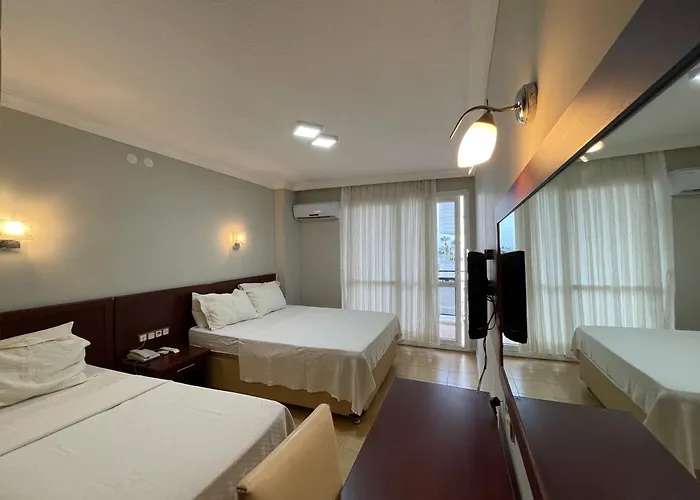 Admiral Hotel