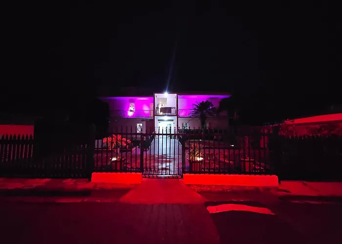 Selva Boutique Hotel - Luquillo Oceanfront Retreat - Adults Only