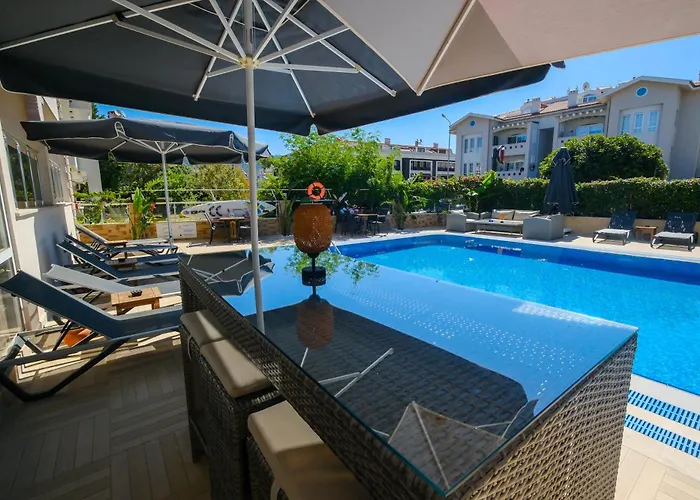 Moni Hotel