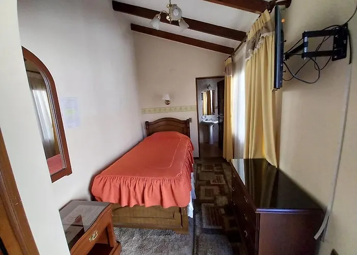 Paola Hostal