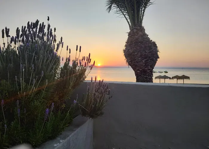 Boutique Beach House, Colina del Emperador