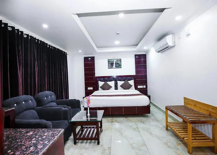 Hotel White Grand Shimla - In City Centre - A Centrally Heated Hotel