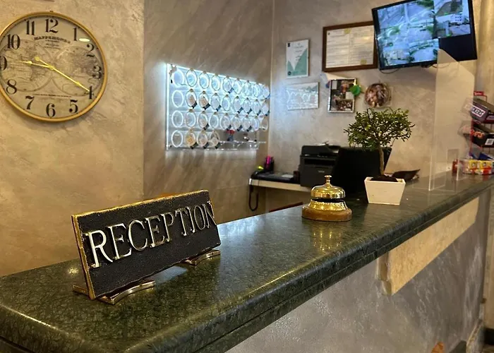 Hotel Clinton