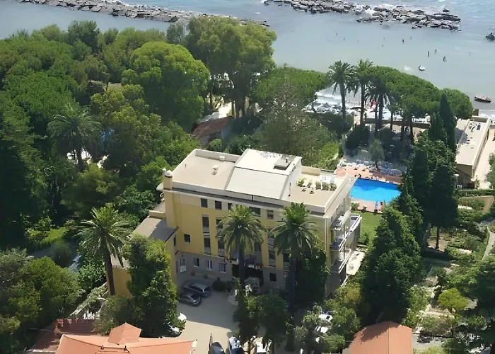 Hotel Eden Park