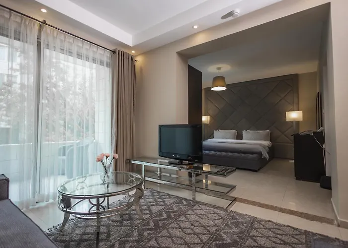 Ankars Suites & Hotel