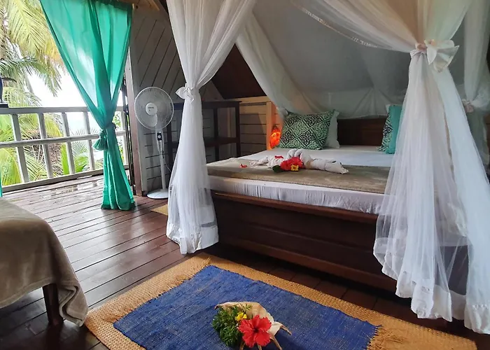 Hotel ECOLODGE LE RAVORAHA