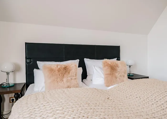 SCHLOSS RANZOW - kleines Romantik Hotel - Wellness - Golfplatz - Hochzeiten&Feiern