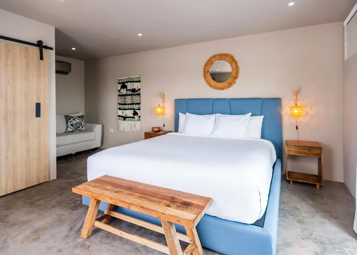 Parguera Plaza Hotel - Adults Only