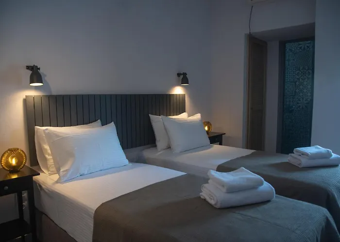 Acropolis Hotel
