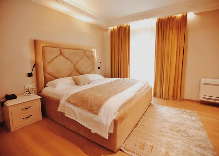 Grand Mirage