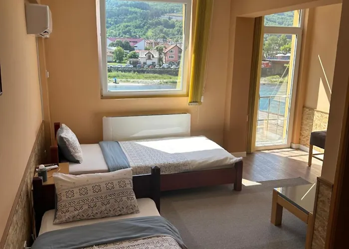 Behar Hotel