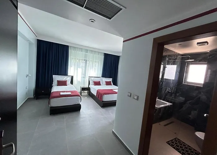 Hotel Borshi