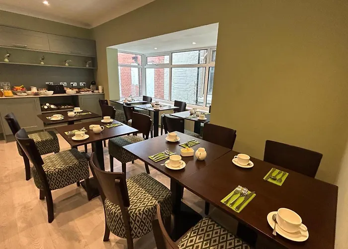 Hamilton Court Hotel Hoole