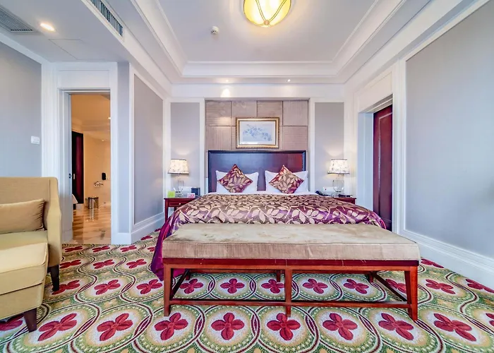 Ramada Yichang Hotel