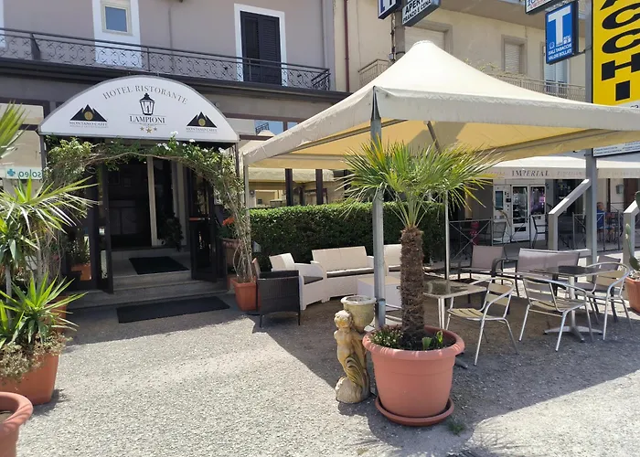 Hotel 4 Lampioni