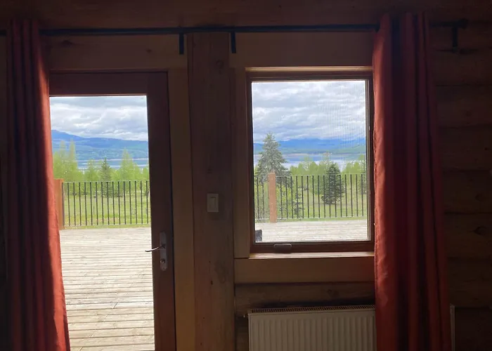 Williston Lake Resort