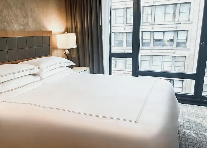 Executive Hotel Le Soleil New York