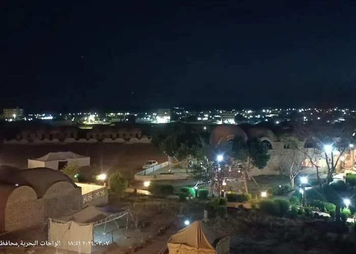 Oasis Panorama