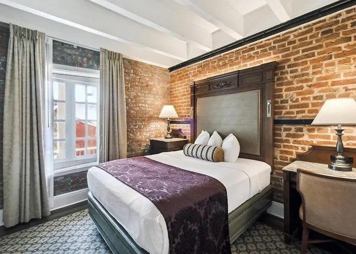 French Market Inn