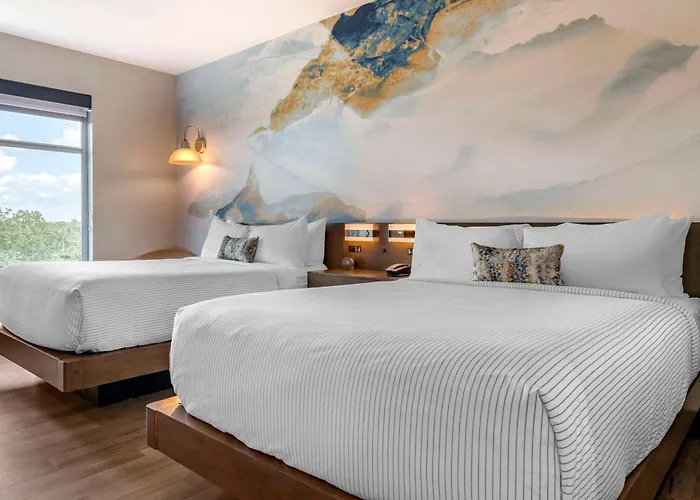 Cambria Hotel Orlando Airport