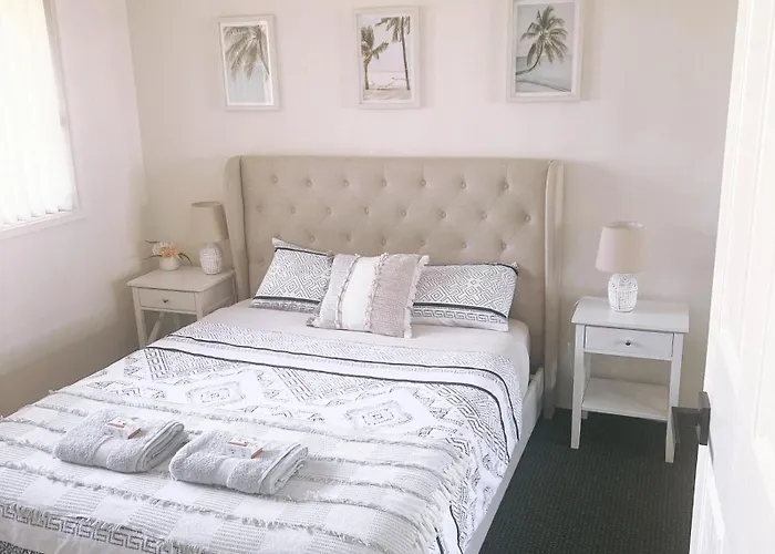 Nautilus Hamptons Style Beach Apartment Merimbula