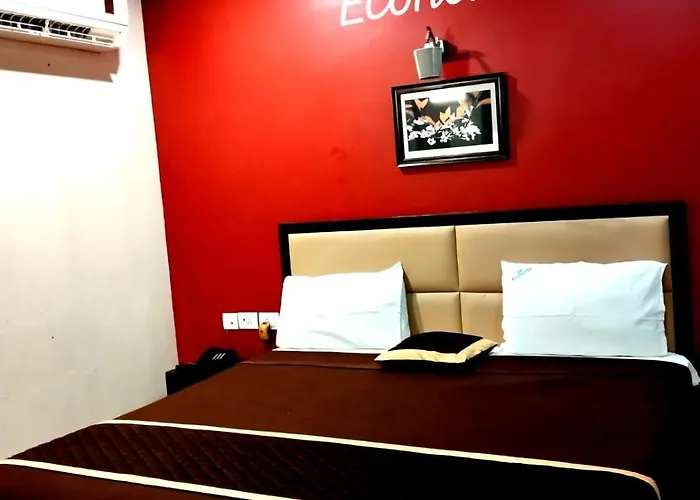 Sri Arulmuthu Residency