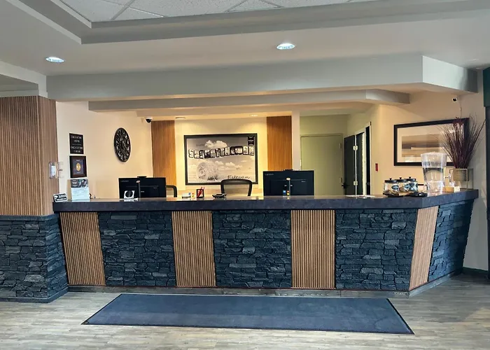 Ramada By Wyndham Estevan