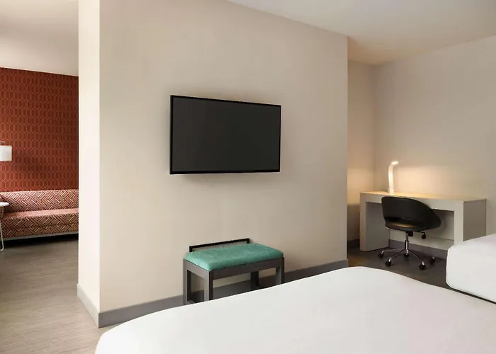 The Orbit Hotel, Trademark Collection By Wyndham