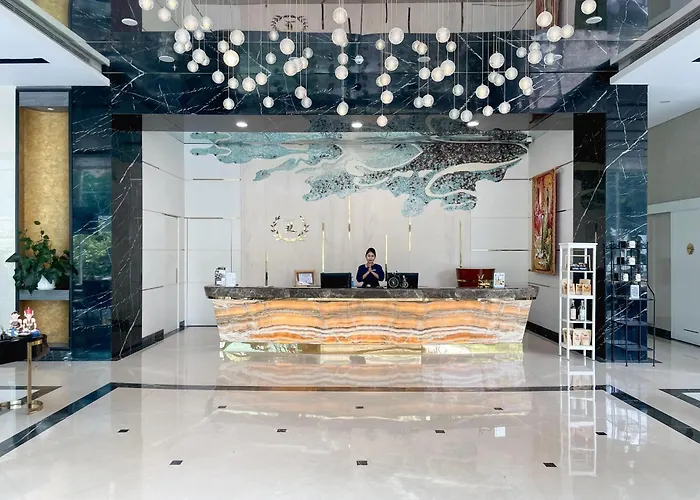 Leedon Hotel & Suites Surabaya