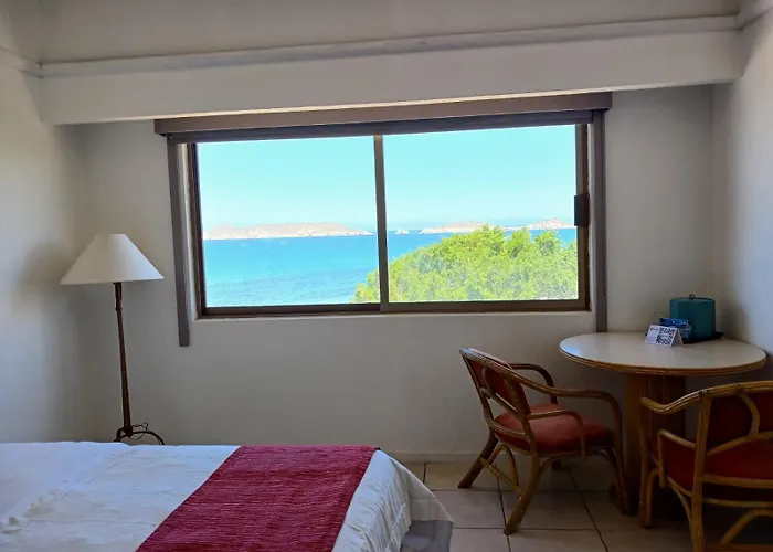 Hotel San Carlos Plaza