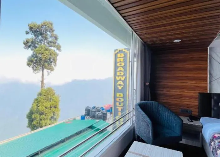 Hotel Broadway Boutique Mall Road Darjeeling - A Luxury Collection - Best Seller